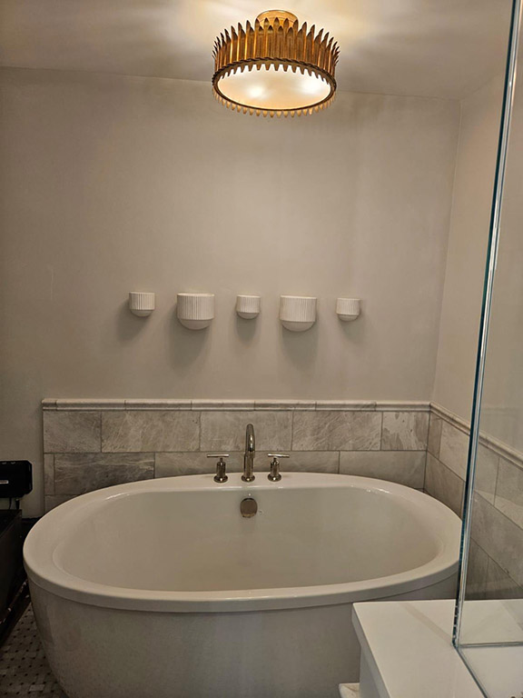 Bathroom Photo 3